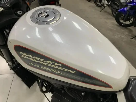 HARLEY-DAVIDSON SPORTSTER XR 1200x