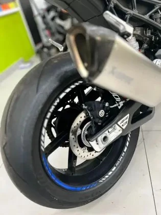 BMW S 1000 RR