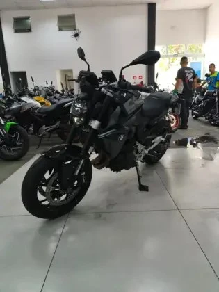 BMW F 900 R SPORT PLUS