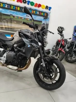 BMW F 900 R SPORT PLUS
