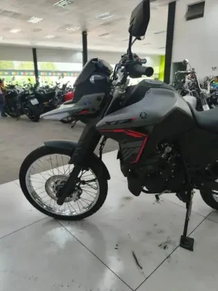 YAMAHA XTZ 250 LANDER