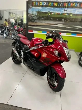 SUZUKI GSX 1300 RA HAYABUSA
