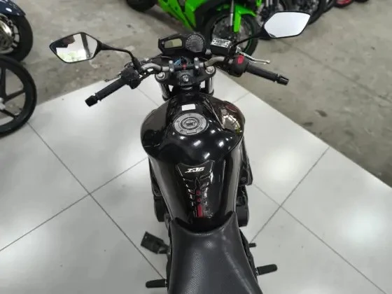 YAMAHA XJ6 N