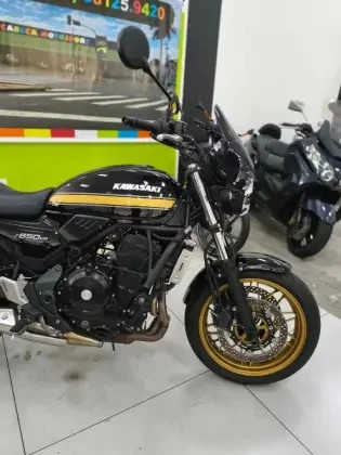 KAWASAKI Z650 ABS RS