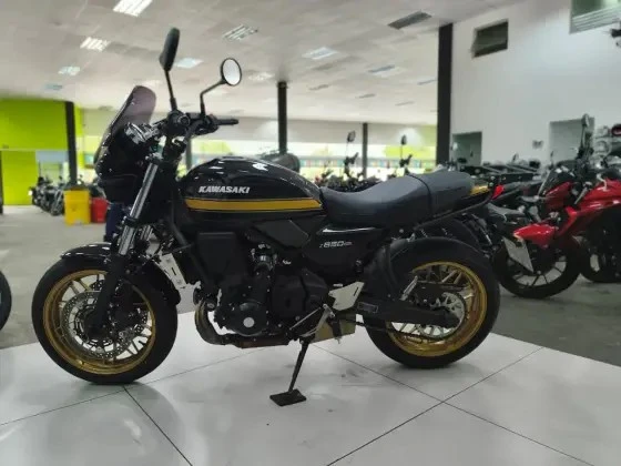 KAWASAKI Z650 ABS RS