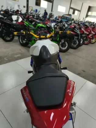 HONDA CB 1000R
