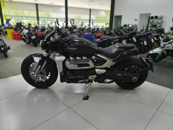 TRIUMPH ROCKET III R