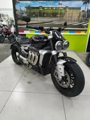 TRIUMPH ROCKET III R