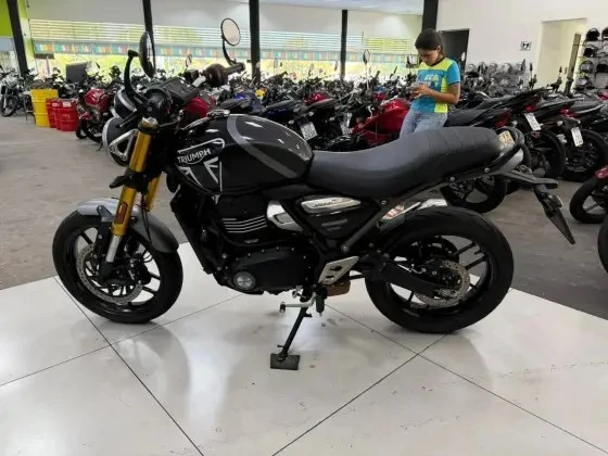 TRIUMPH SCRAMBLER