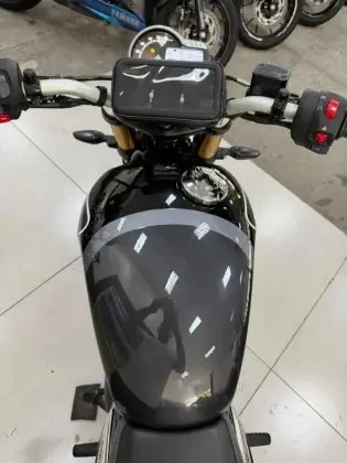 TRIUMPH SCRAMBLER