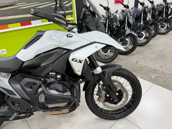 BMW R 1300 GS PLUS