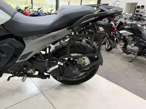 BMW R 1300 GS PLUS
