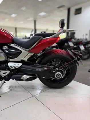 TRIUMPH ROCKET III R