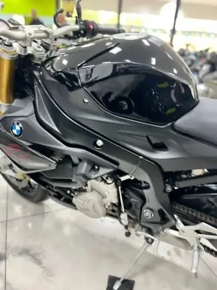 BMW S 1000 R