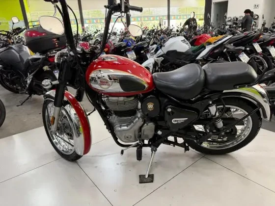 ROYAL ENFIELD CLASSIC 500