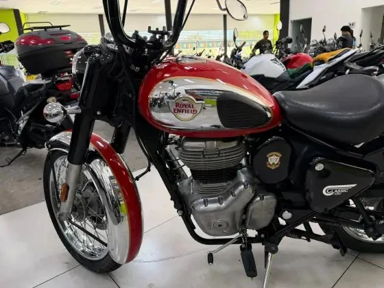 ROYAL ENFIELD CLASSIC 500