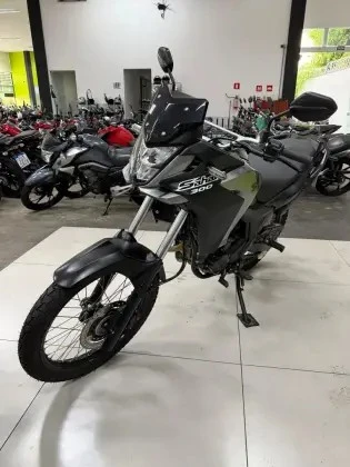HONDA XRE 300 RALLY