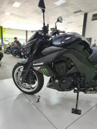 KAWASAKI Z1000