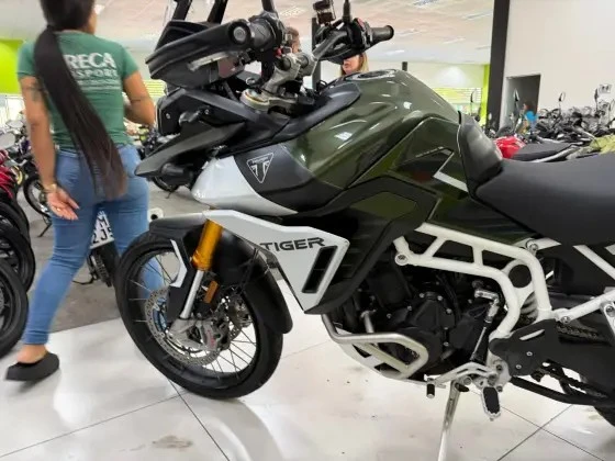TRIUMPH TIGER 900 RALLY PRO