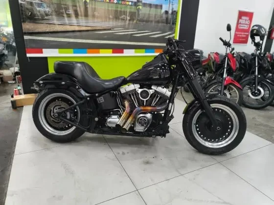 HARLEY-DAVIDSON DYNA FAT BOB
