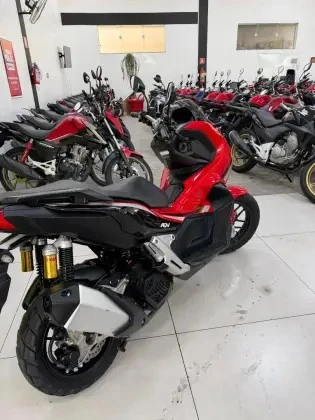 HONDA ADV 150