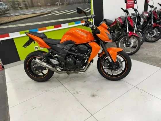 KAWASAKI Z750