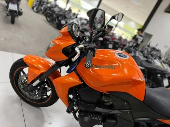 KAWASAKI Z750