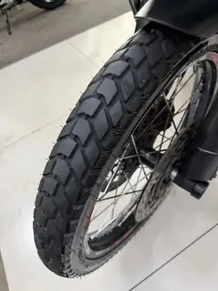 TRIUMPH TIGER 800 XCX