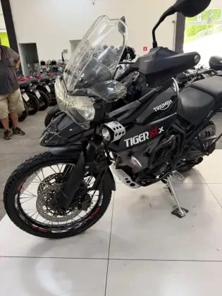 TRIUMPH TIGER 800 XCX