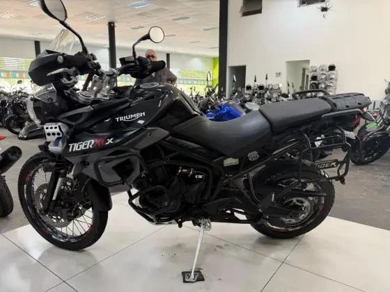 TRIUMPH TIGER 800 XCX