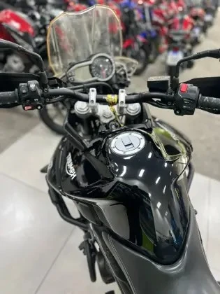 TRIUMPH TIGER 800 XRX