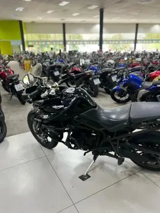 TRIUMPH TIGER 800 XRX