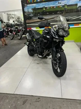 TRIUMPH TIGER 800 XRX