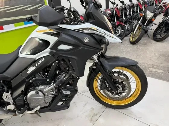 SUZUKI SUZUKI DL 650 XT V-STROM