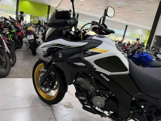 SUZUKI SUZUKI DL 650 XT V-STROM