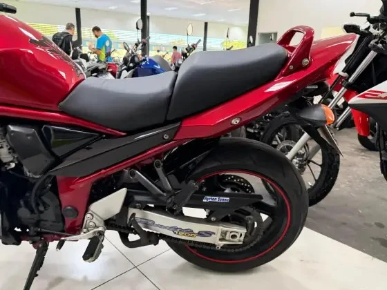 SUZUKI BANDIT 1200S