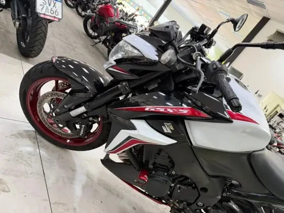 SUZUKI GSX S1000 ABS