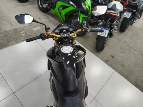 HONDA CB 1000R