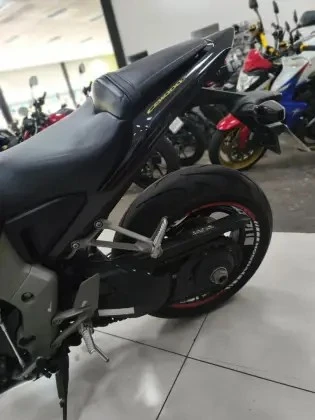 HONDA CB 1000R