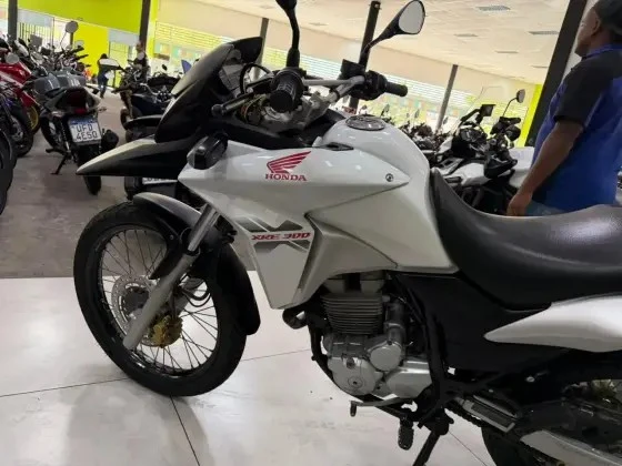 HONDA XRE 300 RALLY