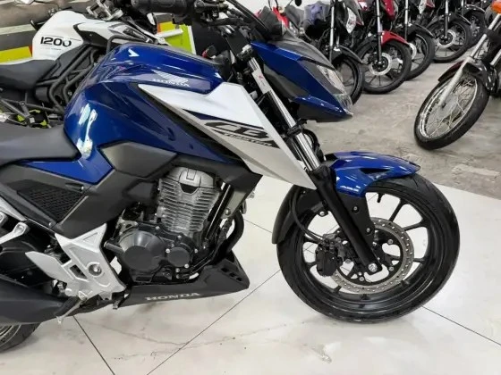 HONDA CB 300F TWISTER ABS