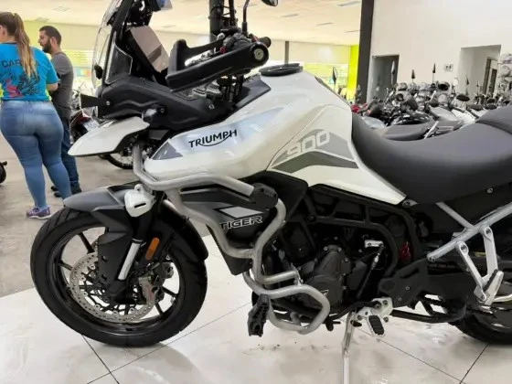 TRIUMPH TIGER 900 GT PRO
