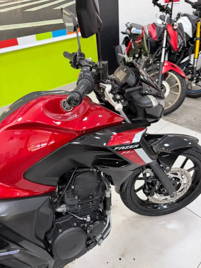 YAMAHA FZ25 FAZER ABS