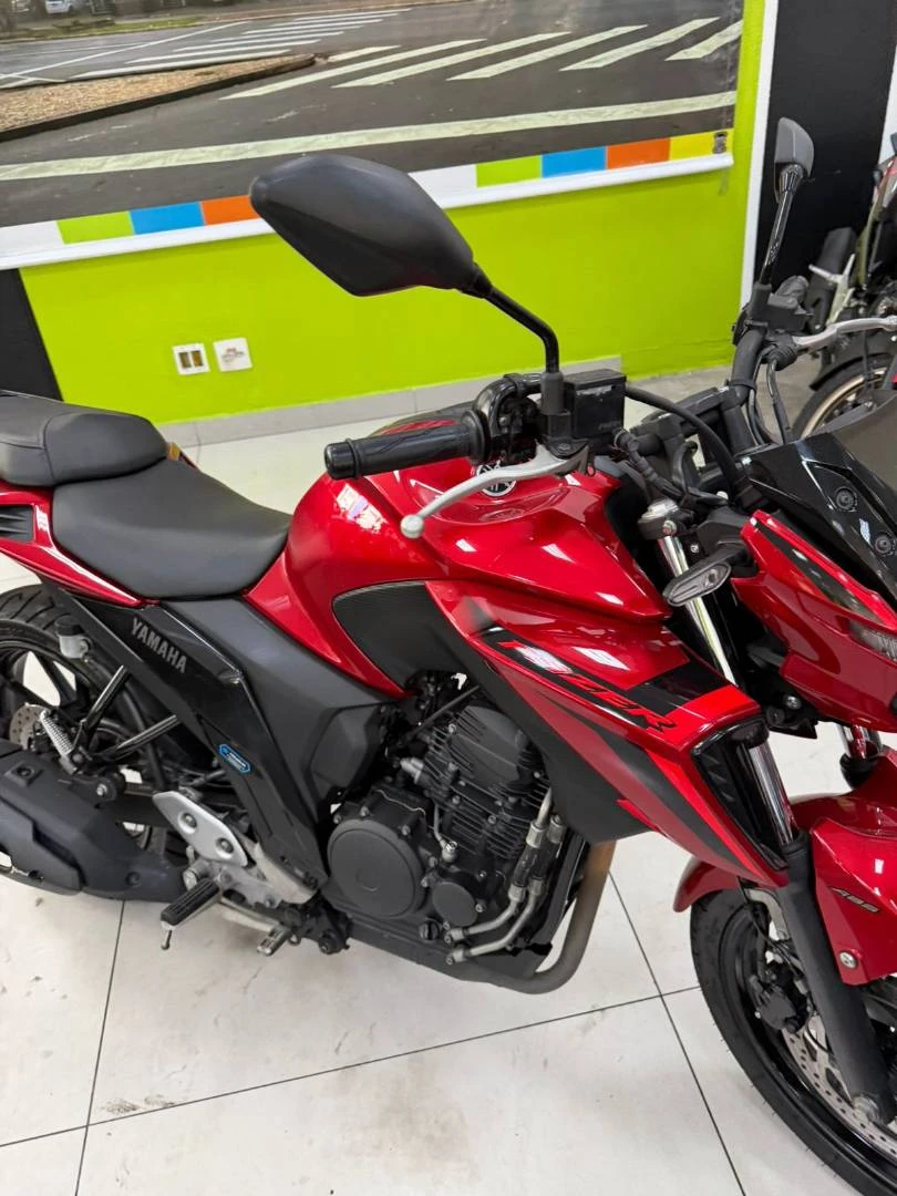 YAMAHA FZ25 FAZER ABS