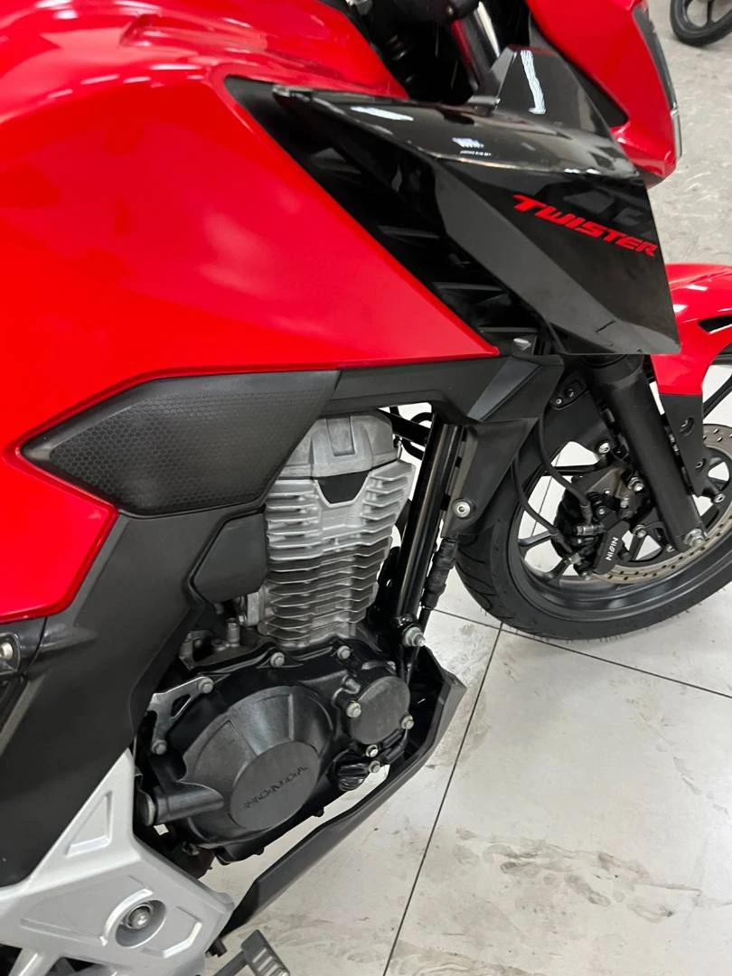 HONDA CB 300F TWISTER ABS