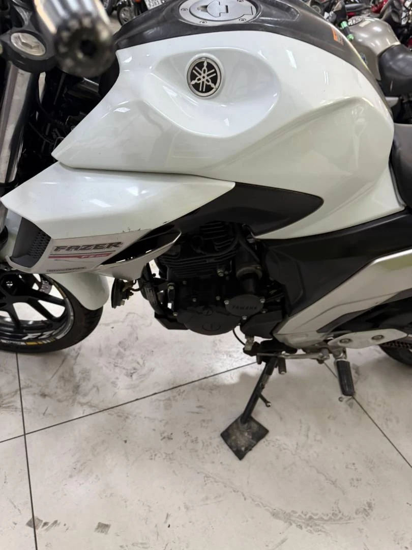 YAMAHA FZ25 FAZER ABS