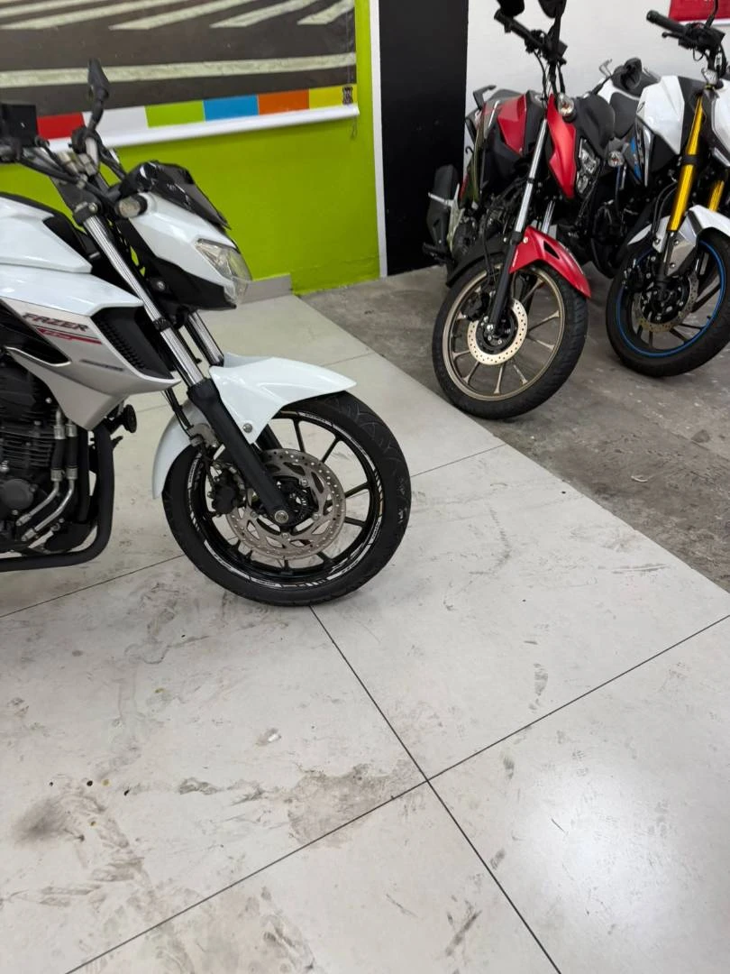 YAMAHA FZ25 FAZER ABS