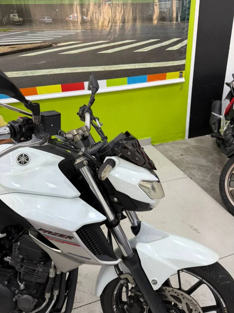 YAMAHA FZ25 FAZER ABS