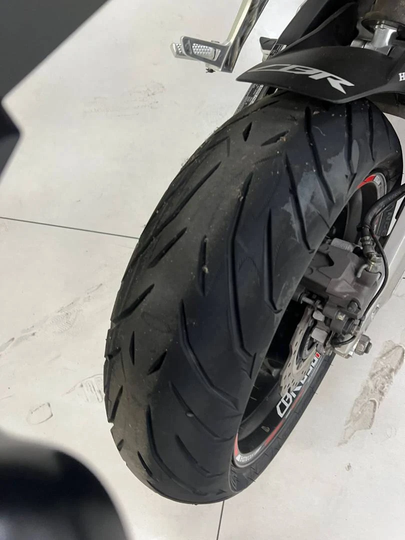 HONDA CBR 650F