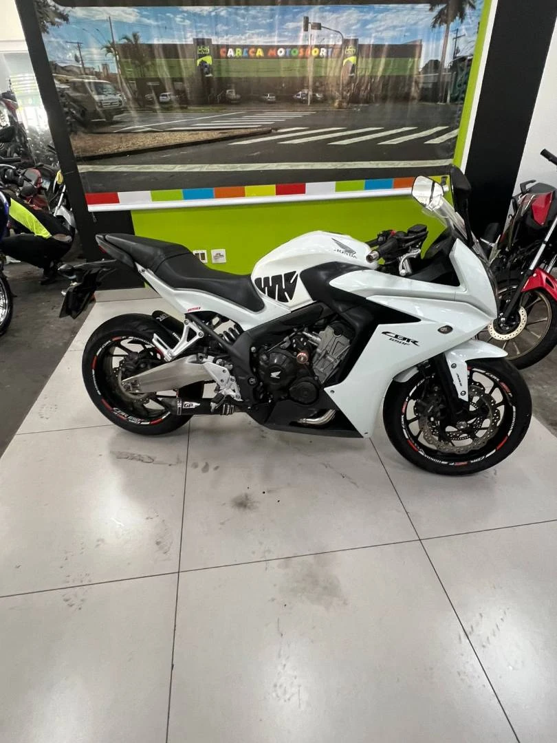 HONDA CBR 650F